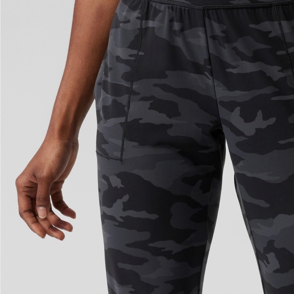 Athleta Womens’ Salutation Camo Jogger Size XXS - Picture 4 of 6